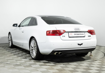 Подержанный автомобиль Audi A5 Coupe 2015 года (7 фото)