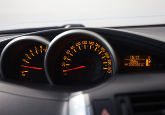 Подержанный автомобиль Toyota Verso 2010 года (11 фото)