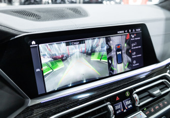 Подержанный автомобиль BMW X7 2019 года (28 фото)