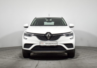 Подержанный автомобиль Renault Arkana 2021 года (2 фото)
