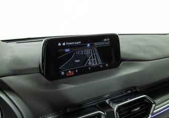 Подержанный автомобиль Mazda CX-5 2019 года (16 фото)