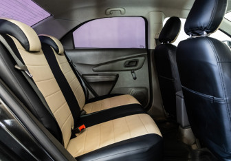 Подержанный автомобиль Chevrolet Cobalt Sedan 2014 года (15 фото)