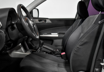 Подержанный автомобиль Subaru Forester Suv 2008 года (10 фото)