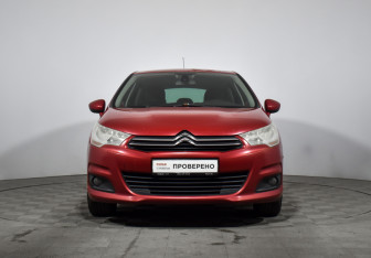 Подержанный автомобиль Citroen C4 Hatchback 2011 года (2 фото)