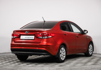 Подержанный автомобиль Kia Rio Sedan 2015 года (5 фото)