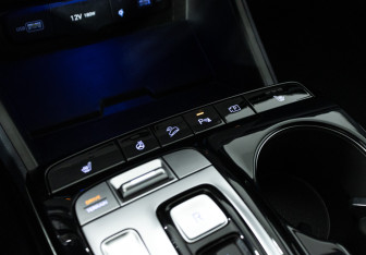 Подержанный автомобиль Hyundai Tucson 2022 года (18 фото)