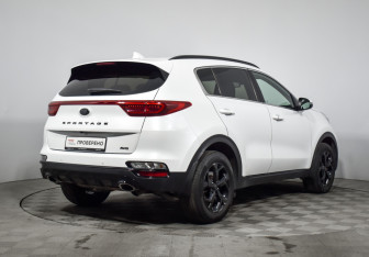 Подержанный автомобиль Kia Sportage 2021 года (5 фото)