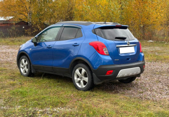 Подержанный автомобиль Opel Mokka 2014 года (3 фото)