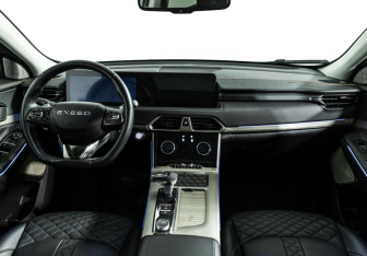 Подержанный автомобиль Exeed TXL 2023 года (13 фото)