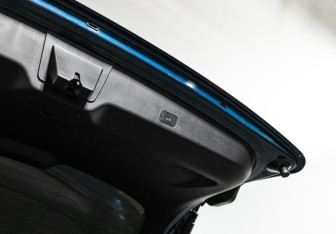 Подержанный автомобиль Geely Monjaro 2024 года (25 фото)