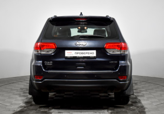 Подержанный автомобиль Jeep Grand Cherokee 2013 года (6 фото)