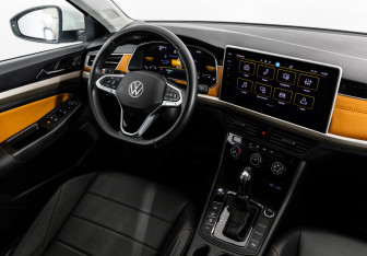 Подержанный автомобиль Volkswagen Bora Sedan 2024 года (17 фото)