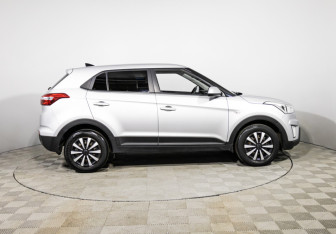 Подержанный автомобиль Hyundai Creta 2019 года (4 фото)