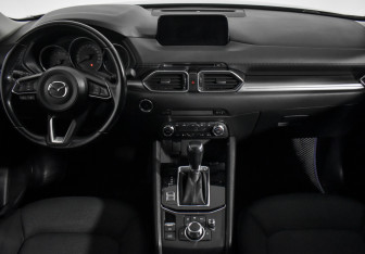 Подержанный автомобиль Mazda CX-5 2017 года (16 фото)