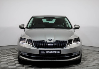 Подержанный автомобиль Skoda Octavia Liftback 2018 года (2 фото)
