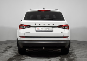 Подержанный автомобиль Skoda Kodiaq 2021 года (6 фото)