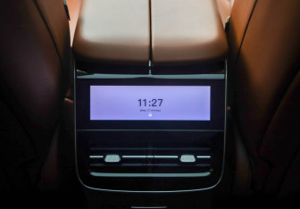 Подержанный автомобиль Voyah Free 2024 года (33 фото)