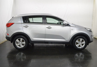 Подержанный автомобиль Kia Sportage 2015 года (4 фото)