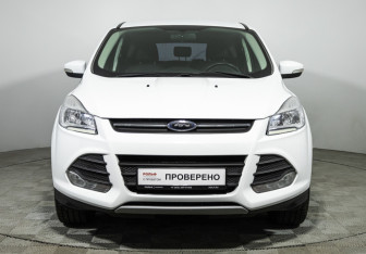 Подержанный автомобиль Ford Kuga 2016 года (2 фото)