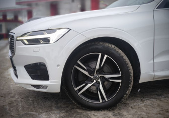 Подержанный автомобиль Volvo XC60 2019 года (27 фото)