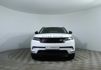 Подержанный автомобиль Land Rover Range Rover Velar 2017 года (2 фото)