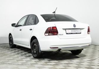 Подержанный автомобиль Volkswagen Polo Sedan 2019 года (7 фото)