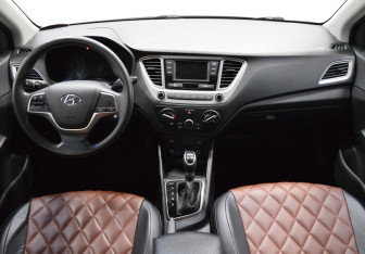 Подержанный автомобиль Hyundai Solaris Sedan 2019 года (14 фото)