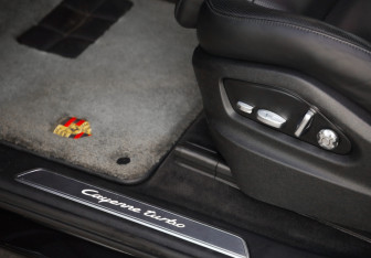 Подержанный автомобиль Porsche Cayenne 2019 года (31 фото)