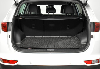 Подержанный автомобиль Kia Sportage 2018 года (21 фото)