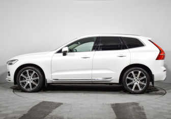 Подержанный автомобиль Volvo XC60 2018 года (8 фото)