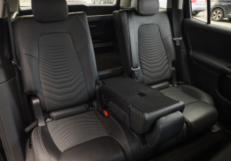 Подержанный автомобиль Mercedes-Benz GLB 2020 года (28 фото)