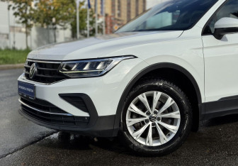 Подержанный автомобиль Volkswagen Tiguan 2021 года (4 фото)