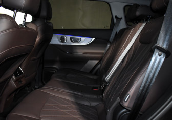 Подержанный автомобиль Chery Tiggo 8 Pro Max 2024 года (13 фото)