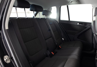 Подержанный автомобиль Volkswagen Tiguan 2015 года (13 фото)