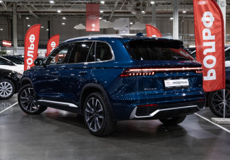 Подержанный автомобиль Geely Monjaro 2024 года (12 фото)