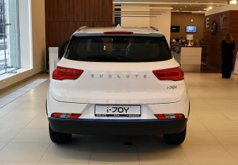 Новый Evolute i-JOY 2025 (6 фото)