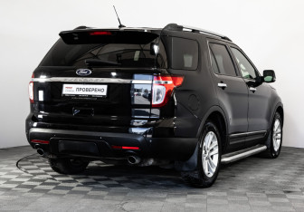 Подержанный автомобиль Ford Explorer 2013 года (5 фото)
