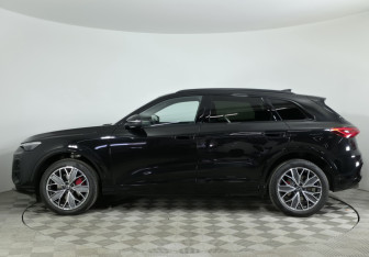 Подержанный автомобиль Audi Q5 2025 года (4 фото)