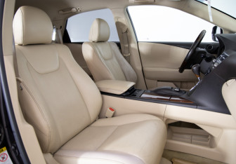 Подержанный автомобиль Lexus RX 2014 года (10 фото)