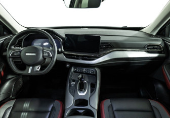 Подержанный автомобиль Haval F7x 2023 года (13 фото)