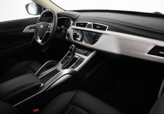 Подержанный автомобиль Geely Atlas 2021 года (18 фото)