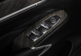 Подержанный автомобиль Tank 500 2023 года (24 фото)