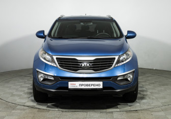 Подержанный автомобиль Kia Sportage 2013 года (2 фото)