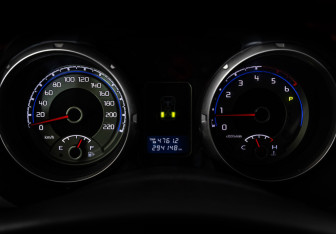 Подержанный автомобиль Mitsubishi Pajero 2011 года (27 фото)