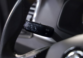 Подержанный автомобиль Skoda Karoq 2021 года (20 фото)