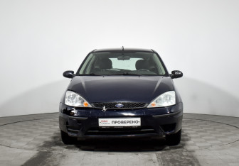 Подержанный автомобиль Ford Focus Hatchback 2004 года (2 фото)