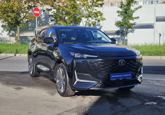 Подержанный автомобиль Changan UNI-K 2023 года (7 фото)