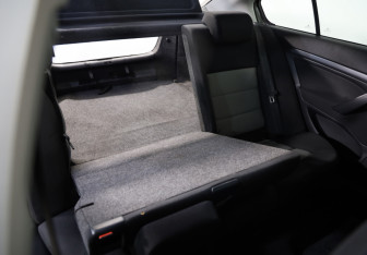 Подержанный автомобиль Skoda Octavia Liftback 2008 года (16 фото)