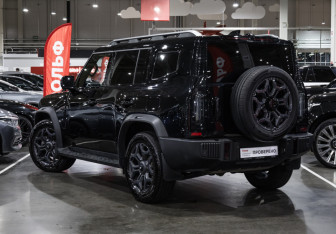 Подержанный автомобиль Jetour T2 2024 года (11 фото)