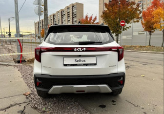 Новый Kia Seltos 2024 (8 фото)